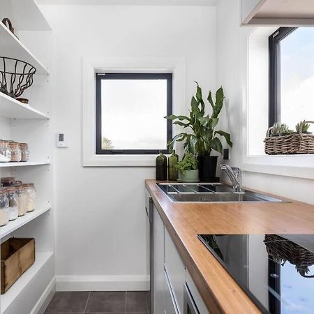 Apartment 2 - Haddin Court - Stunning Executive Blenheim Buitenkant foto