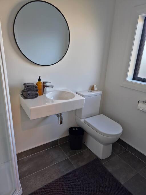 Apartment 2 - Haddin Court - Stunning Executive Blenheim Buitenkant foto