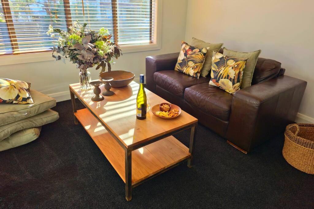 Apartment 2 - Haddin Court - Stunning Executive Blenheim Buitenkant foto